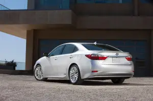 Lexus ES 2012 - 27