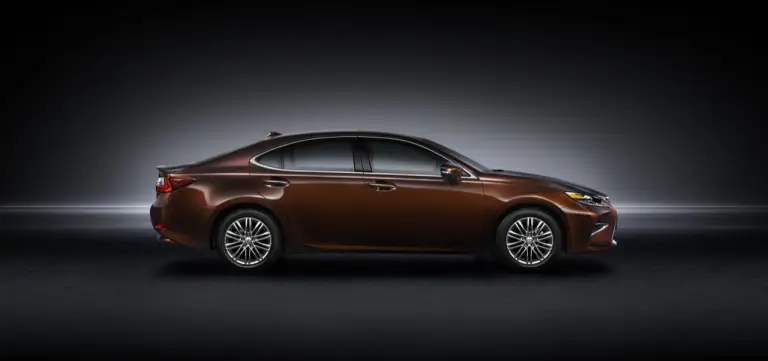 Lexus ES 2016 - 2