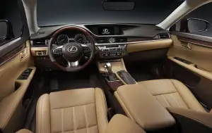 Lexus ES 2016