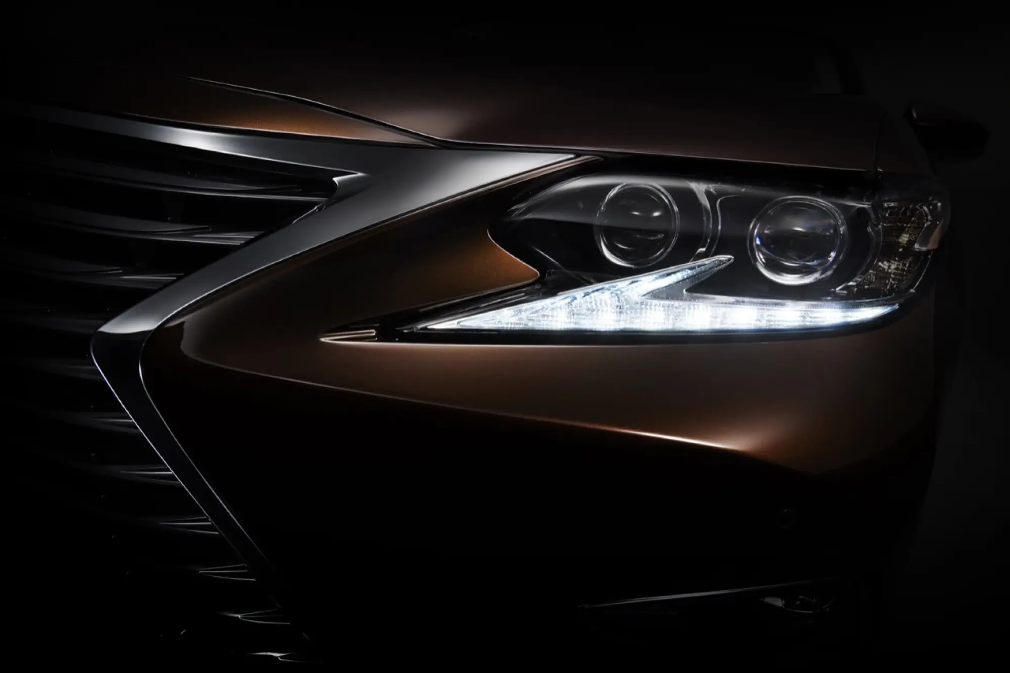 Lexus ES 2016 - 15