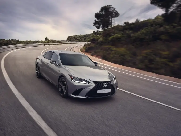 Lexus ES 2023 - Foto - 6