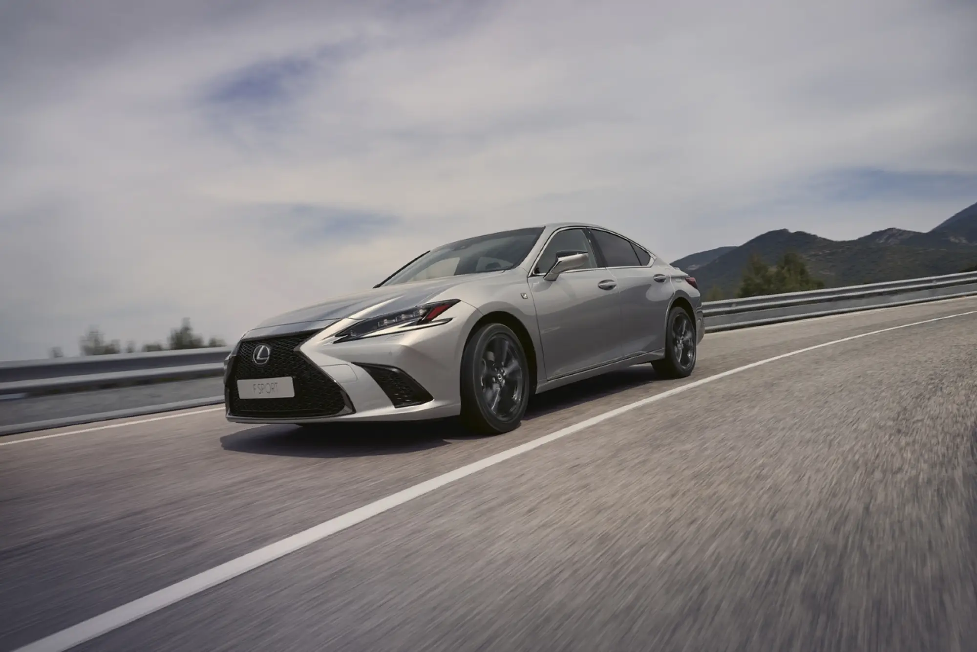 Lexus ES 2023 - Foto - 7