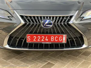 Lexus ES 300h 2021 - Primo contatto