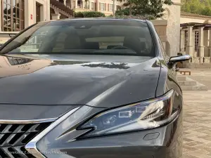 Lexus ES 300h 2021 - Primo contatto