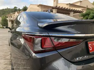 Lexus ES 300h 2021 - Primo contatto