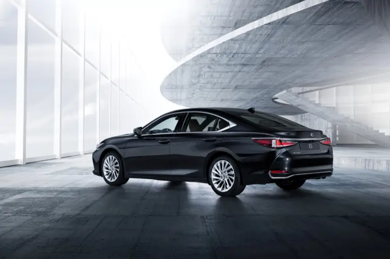 Lexus ES Hybrid - apertura degli ordini - 4