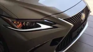 Lexus ES MY 2019 - Teaser - 5