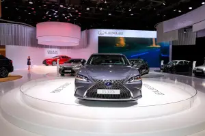 Lexus ES - Salone di Parigi 2018 - 2