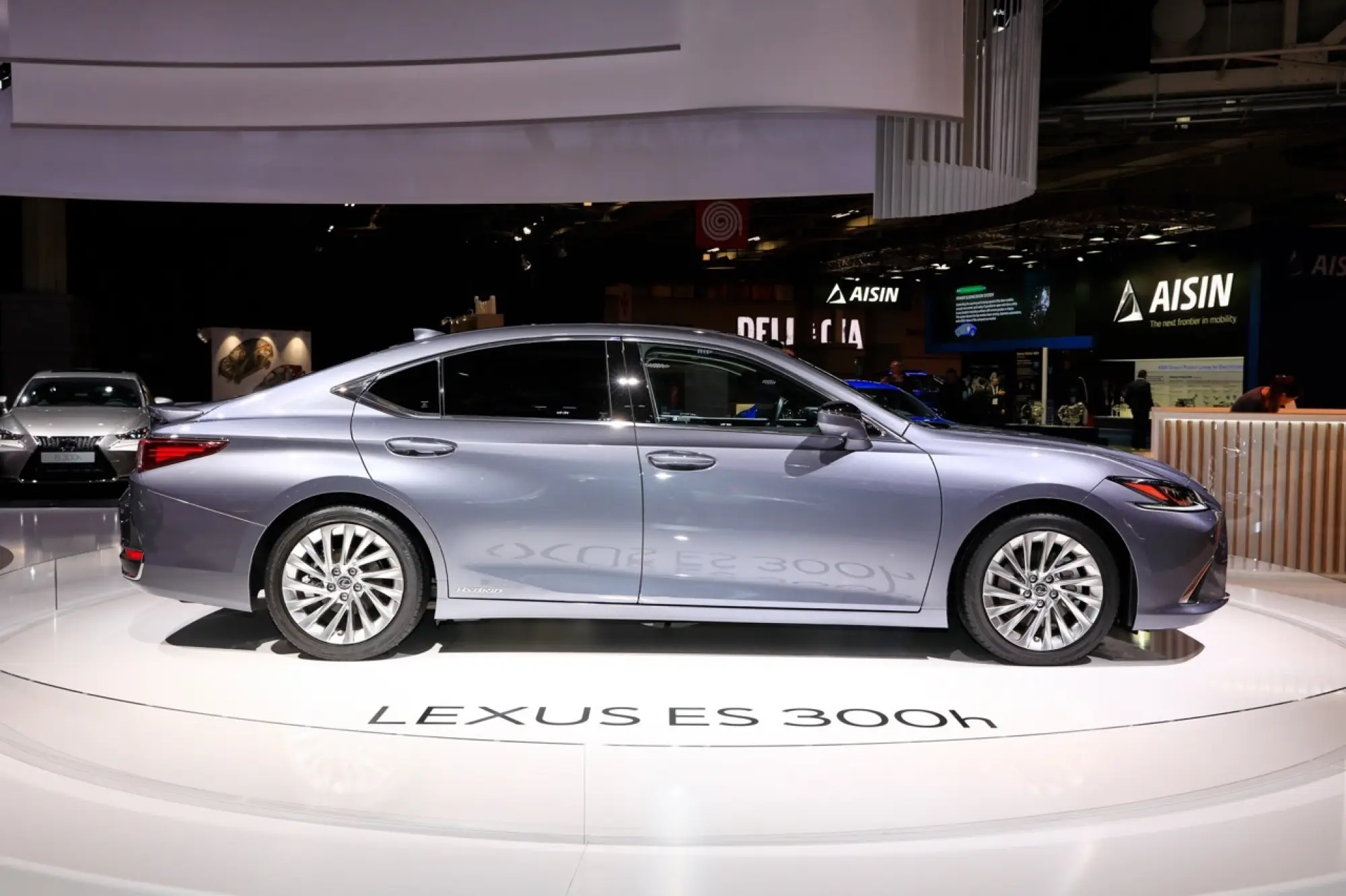 Lexus ES - Salone di Parigi 2018 - 5
