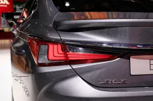 Lexus ES - Salone di Parigi 2018