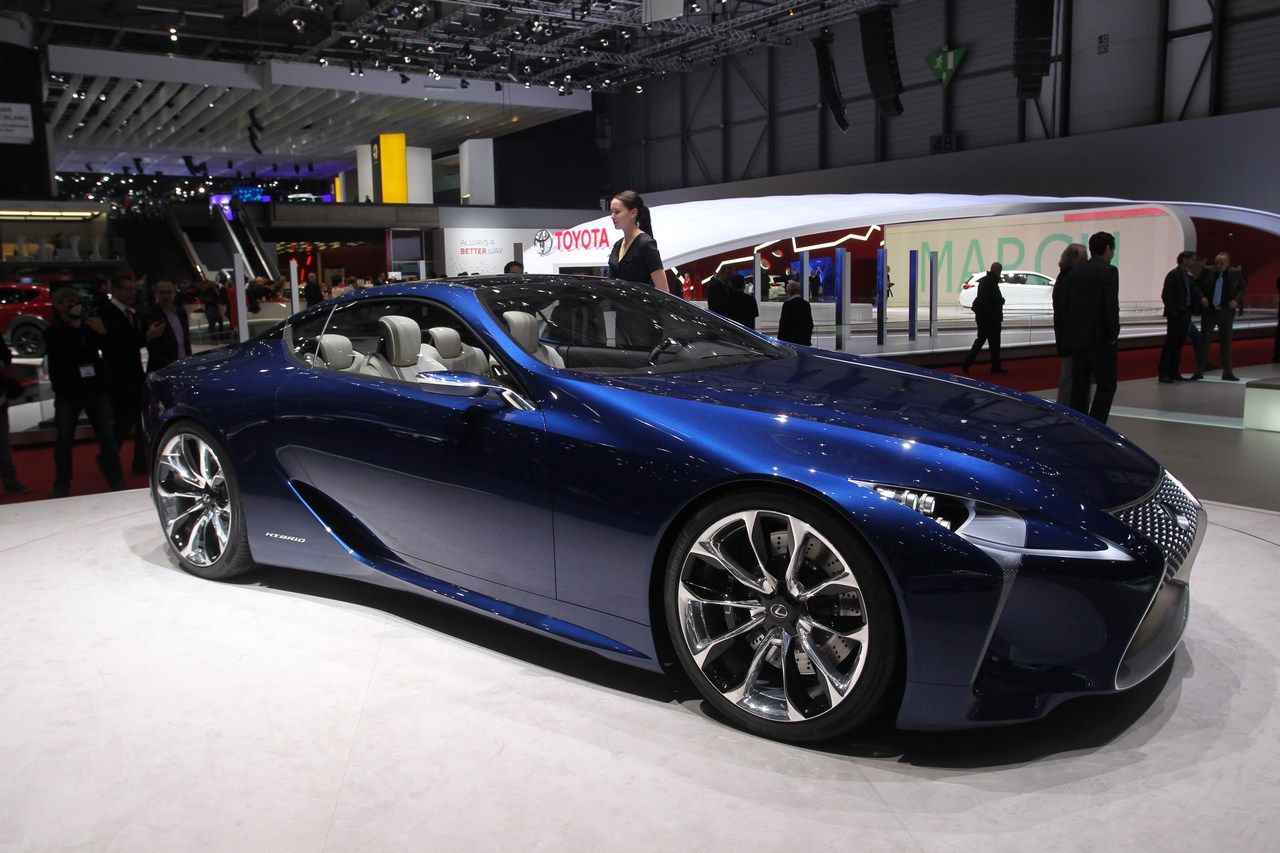 Lexus FC-LC opal blue - Salone di Ginevra 2013