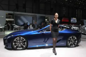 Lexus FC-LC opal blue - Salone di Ginevra 2013