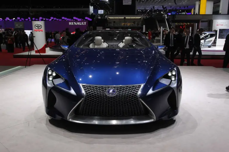 Lexus FC-LC opal blue - Salone di Ginevra 2013 - 8