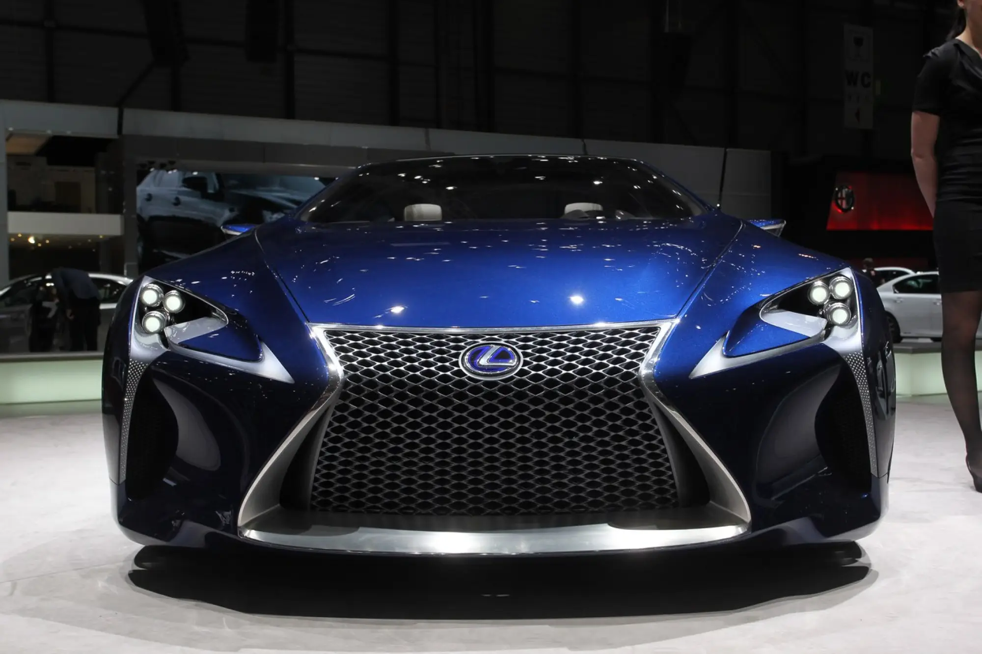 Lexus FC-LC opal blue - Salone di Ginevra 2013 - 9
