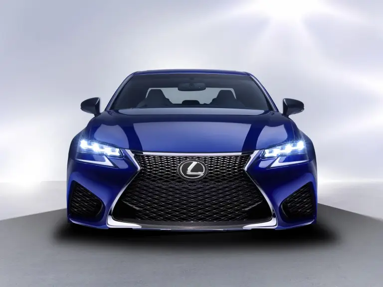 Lexus GS F 2016 - 11