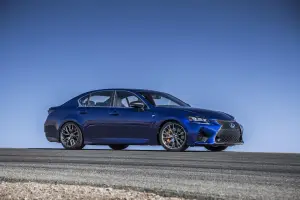 Lexus GS F - Salone di Detroit 2015 - 13