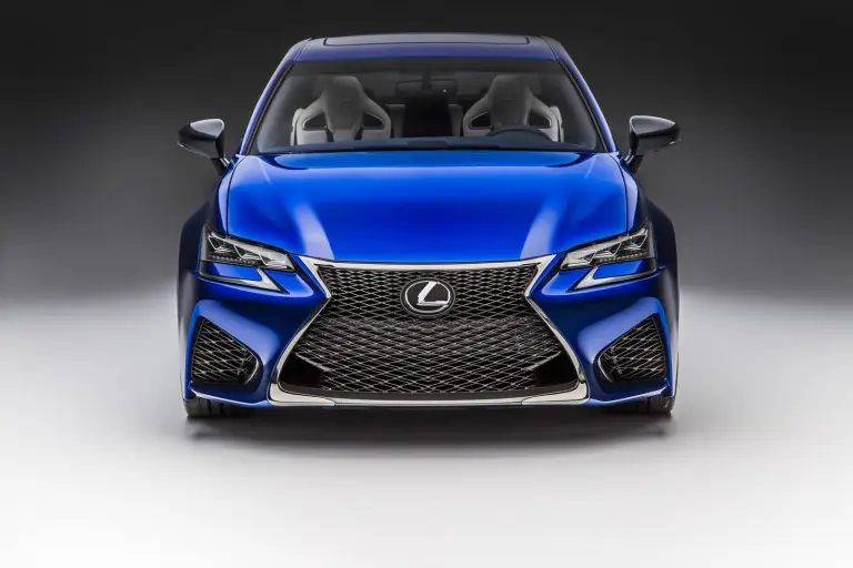 Lexus GS F - Salone di Detroit 2015 - 17