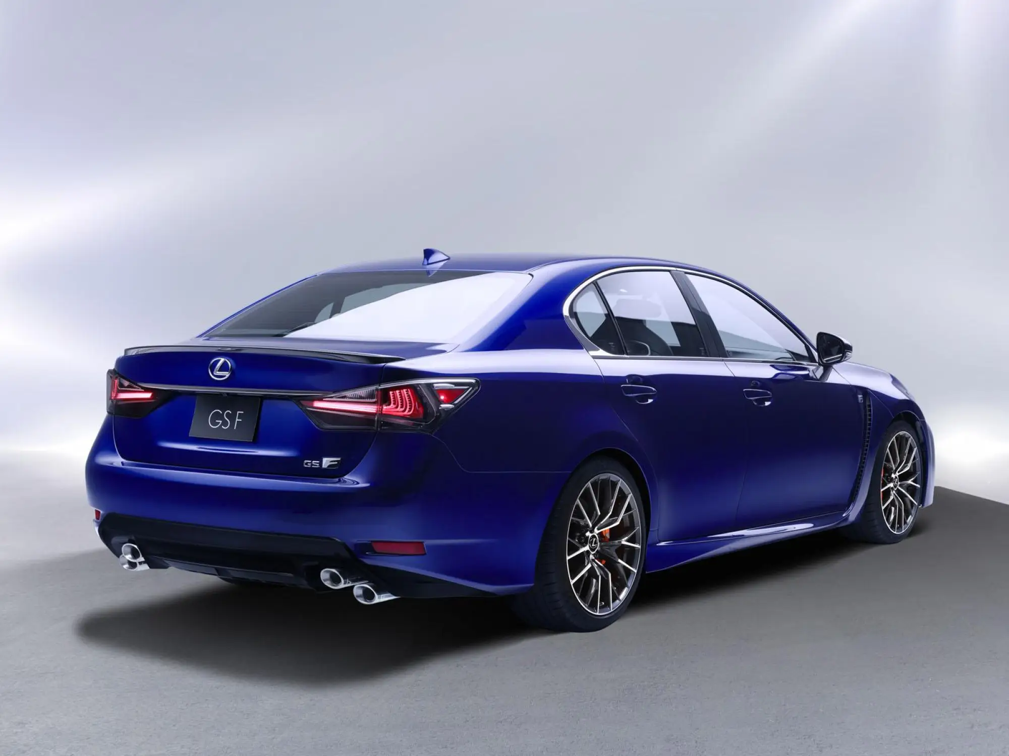 Lexus GS F - Salone di Detroit 2015 - 19