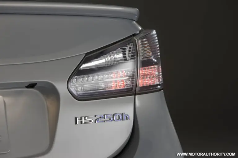 Lexus HS 250h - 10