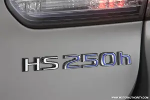 Lexus HS 250h - 11