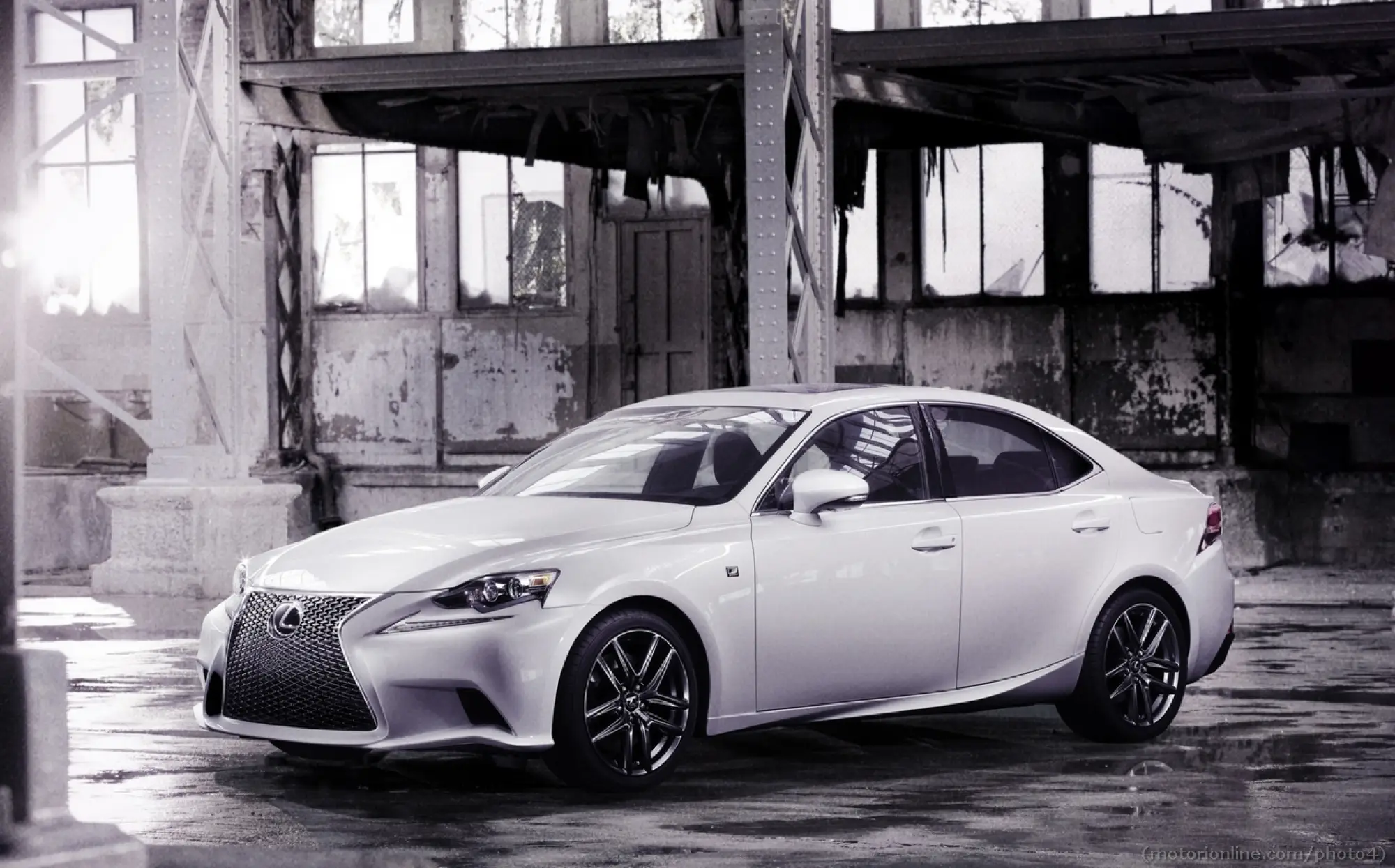 Lexus IS 2014 - 15