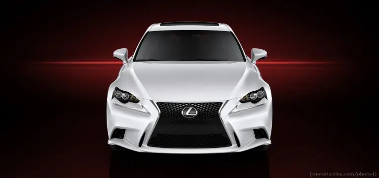Lexus IS 2014 - 17