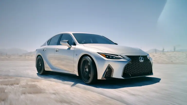 Lexus IS 2021 - Foto ufficiali - 2