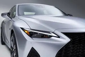 Lexus IS 2021 - Foto ufficiali - 14