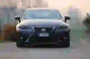 Lexus IS 300H Prova su strada 2016 - 6