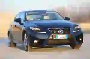 Lexus IS 300H Prova su strada 2016 - 44