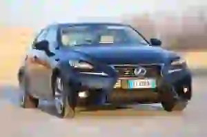 Lexus IS 300H Prova su strada 2016 - 45