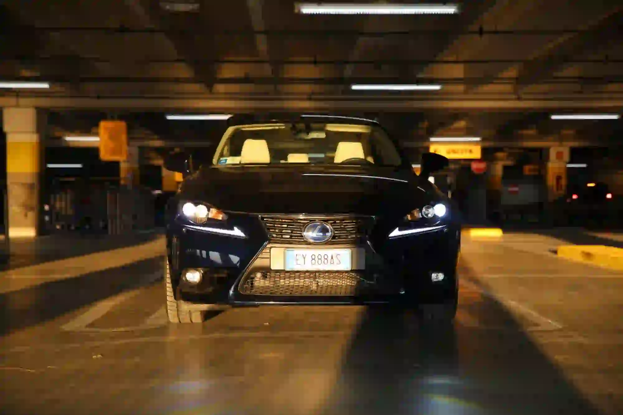 Lexus IS 300H Prova su strada 2016 - 93