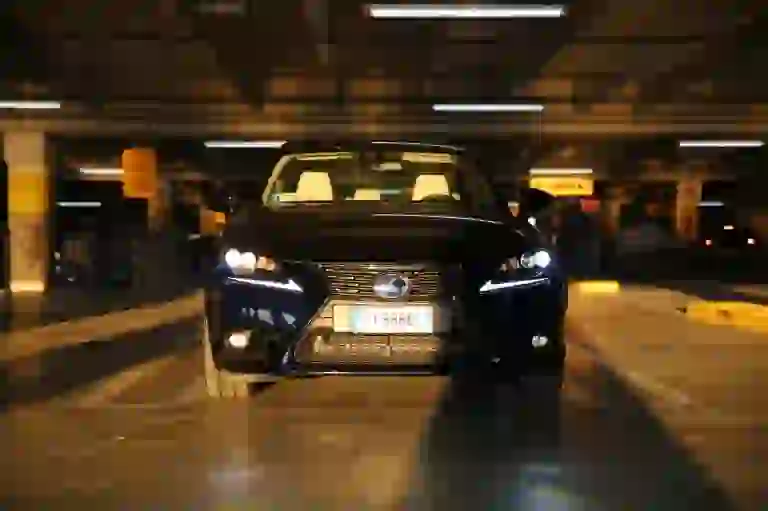 Lexus IS 300H Prova su strada 2016 - 93