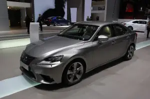 Lexus IS 300h - Salone di Ginevra 2013 - 7