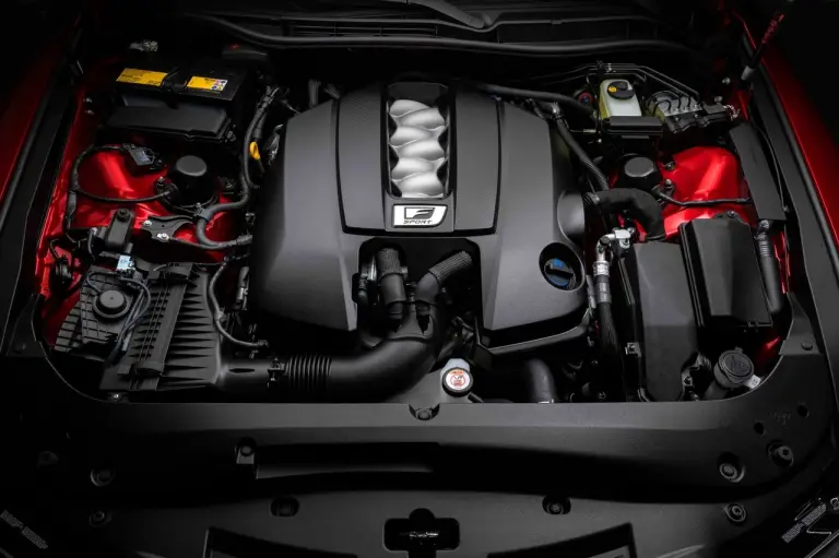 Lexus IS 500 F Sport Performance - Foto - 5