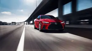 Lexus IS 500 F Sport Performance - Foto