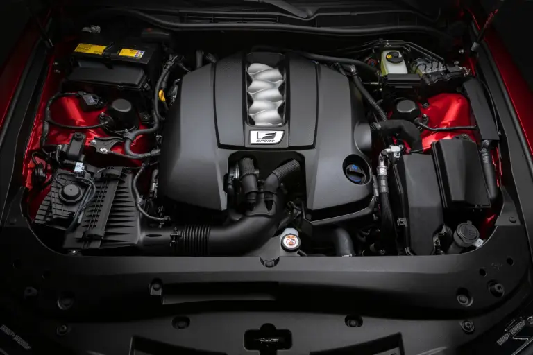 Lexus IS 500 F Sport Performance - 11