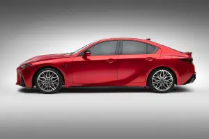 Lexus IS 500 F Sport Performance - 32