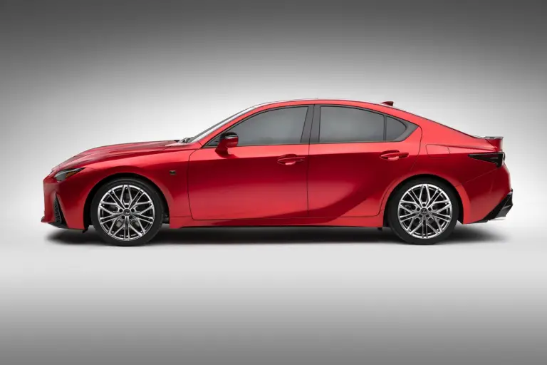 Lexus IS 500 F Sport Performance - 32