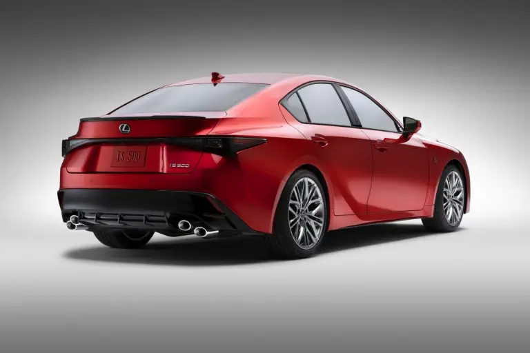 Lexus IS 500 F Sport Performance - 34