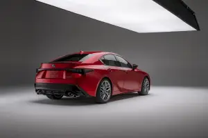 Lexus IS 500 F Sport Performance - 1