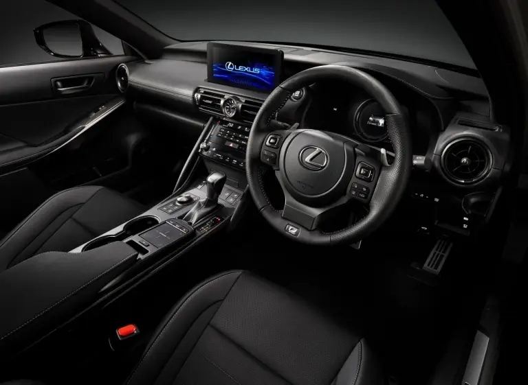 Lexus IS F Sport Mode Black III - Foto - 12