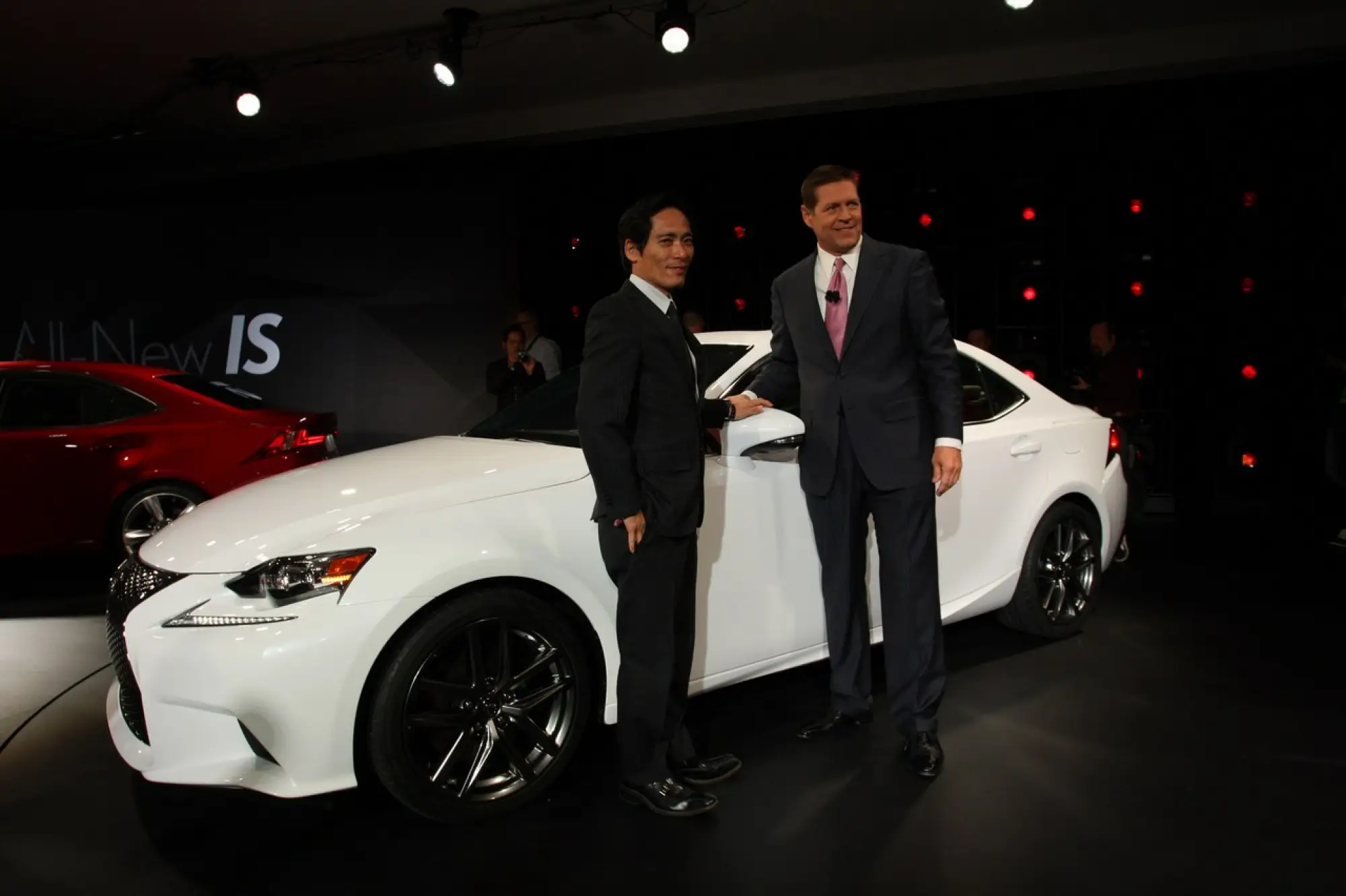 Lexus IS F Sport - Salone di Detroit 2013 - 11