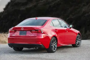 Lexus IS MY 2016