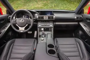 Lexus IS MY 2016