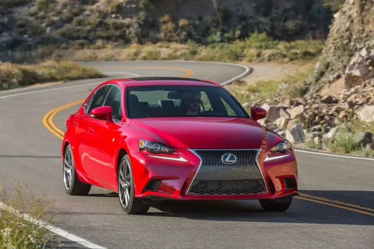 Lexus IS MY 2016 - 19