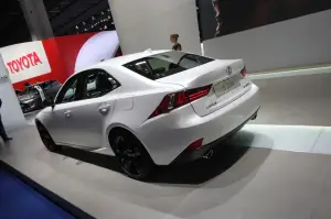 Lexus IS Sport - Salone di Francoforte 2015