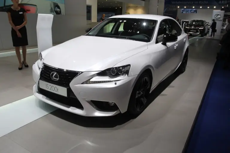 Lexus IS Sport - Salone di Francoforte 2015 - 7