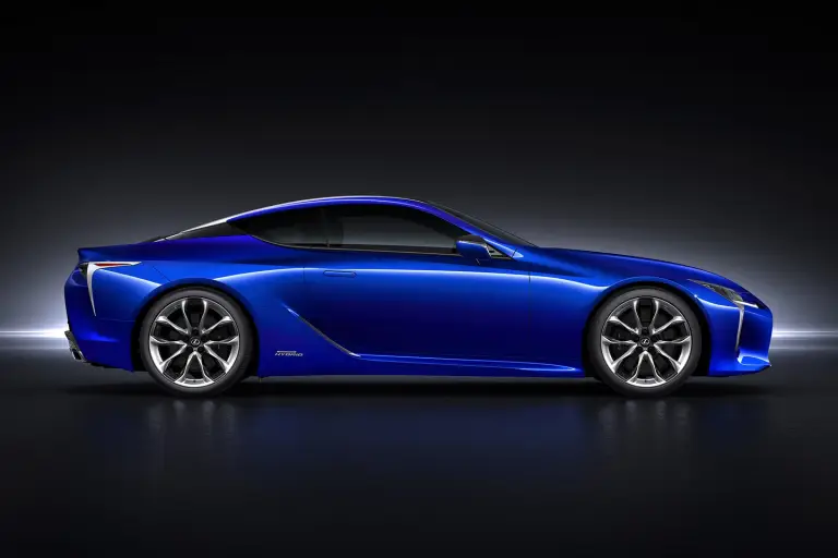 Lexus LC 500h 2016 - 15