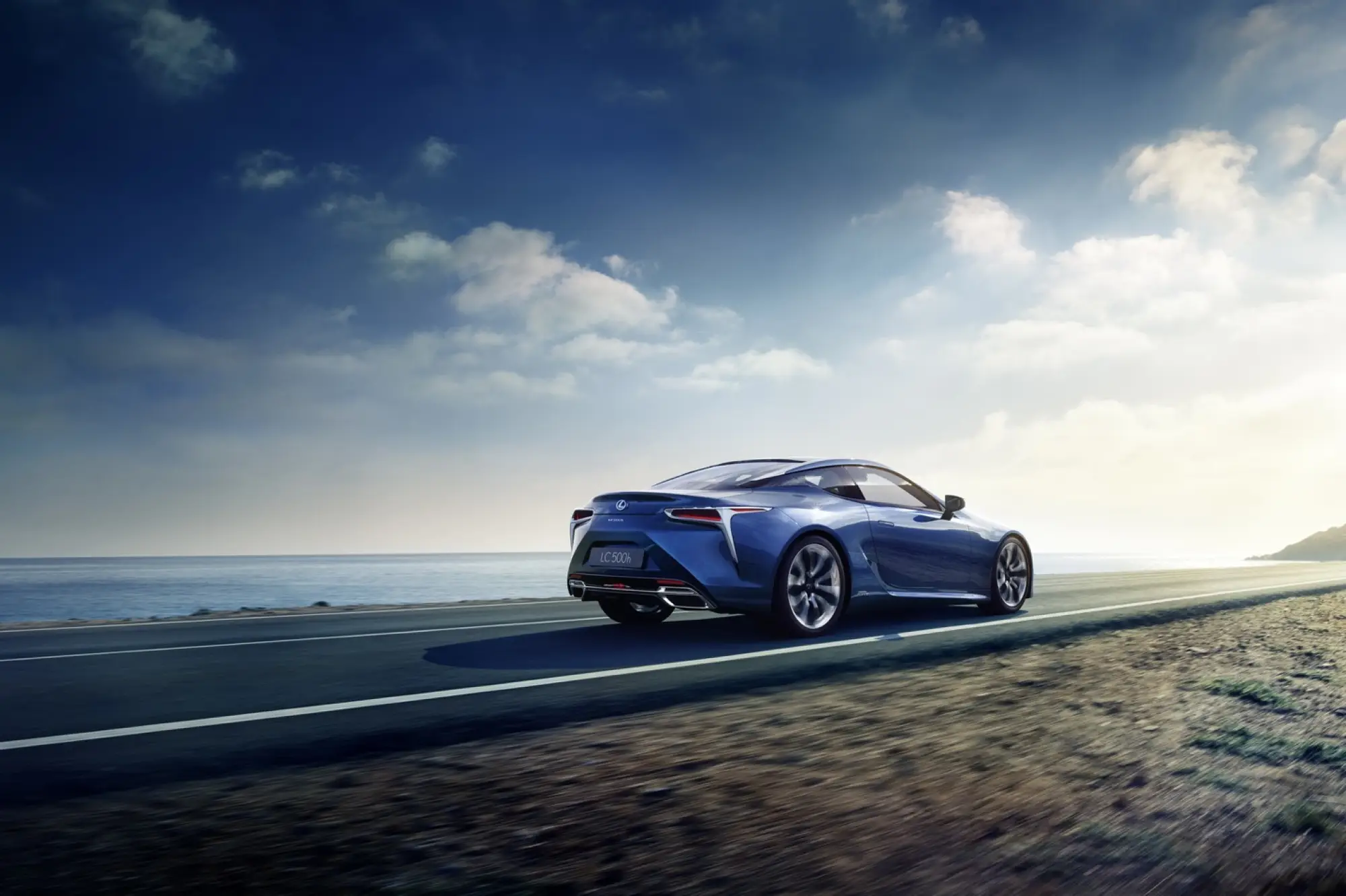 Lexus LC 500h 2016 - 21